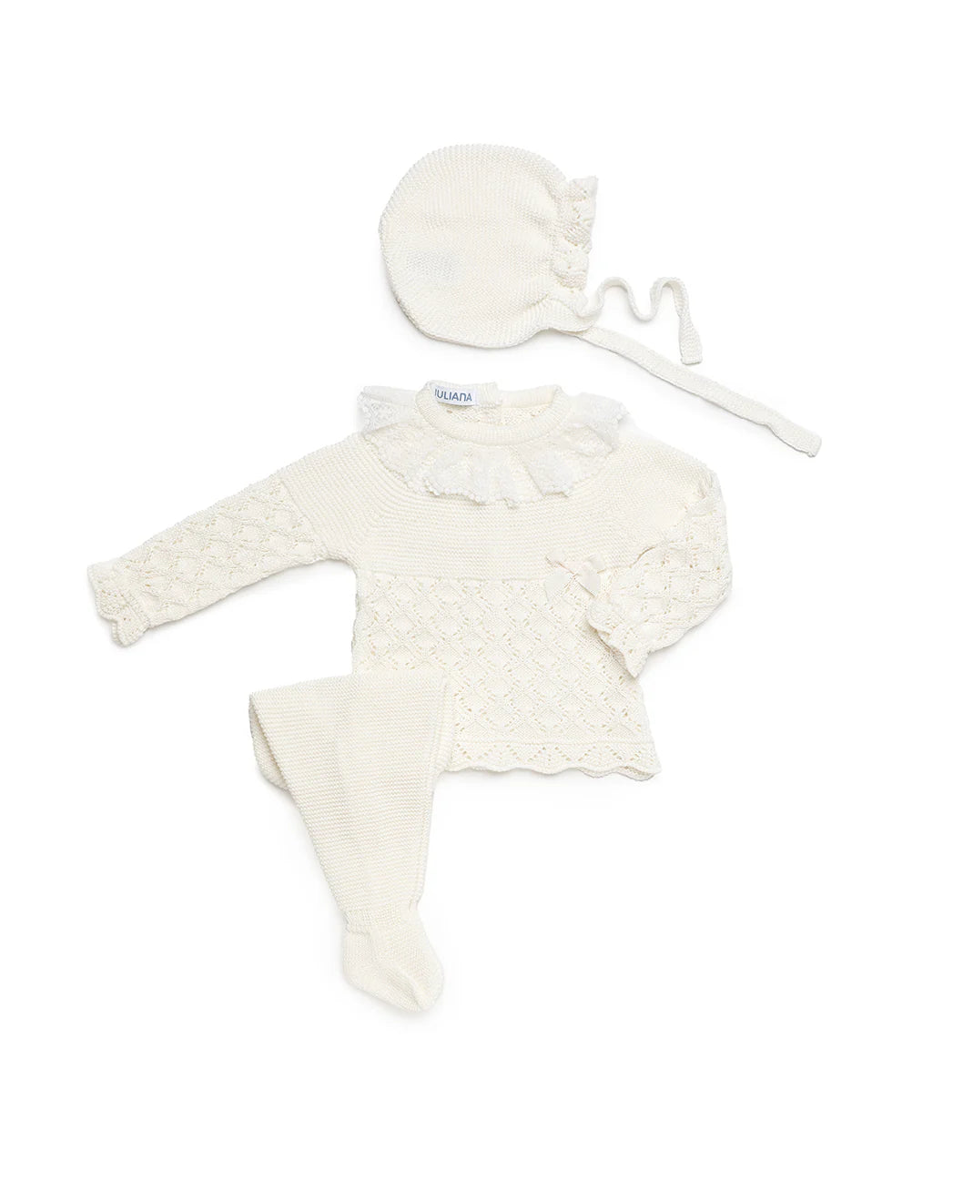 3-PIECE BABY SET IN LIN KNIT WITH DIAMOND PATTERN